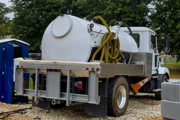 Affordable portable toilet rental in Lawrence, IN